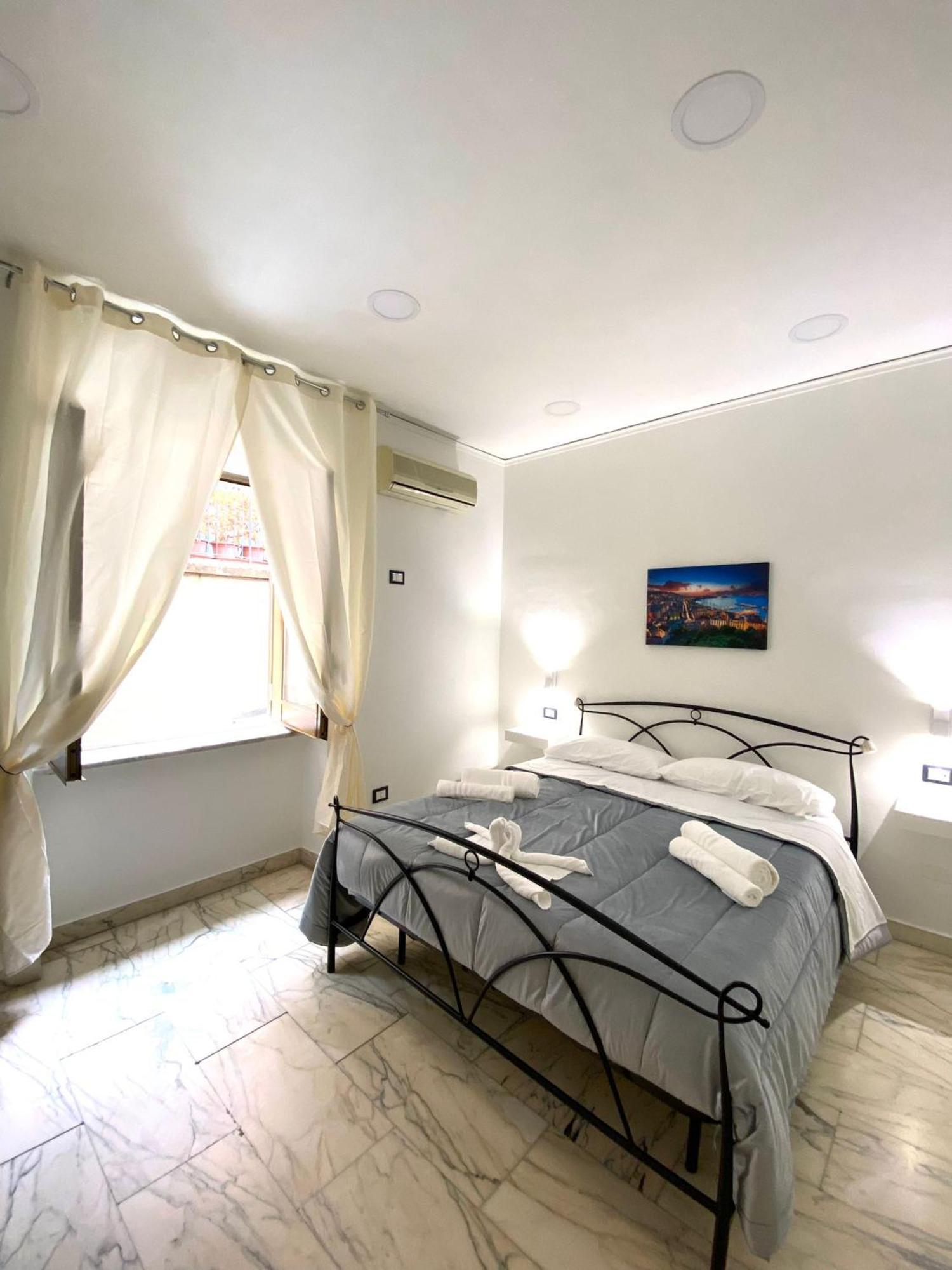 Castellano Apartment Neapel Exterior foto