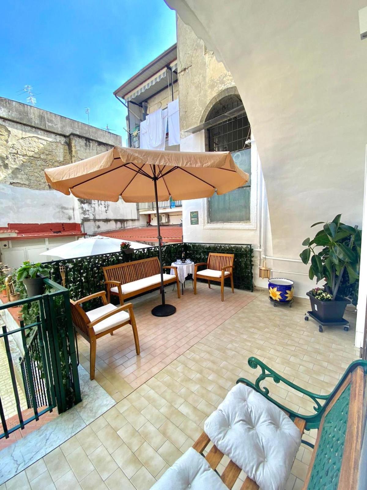 Castellano Apartment Neapel Exterior foto